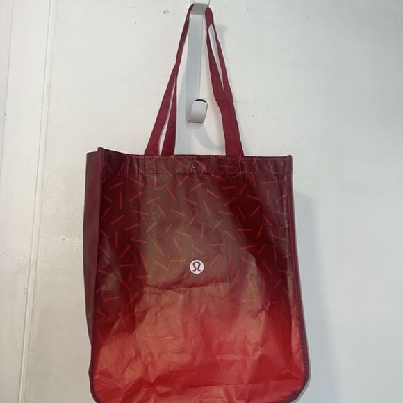 LULULEMON ATHLETICA Red Ombre Reusable Large Tote Bag - Picture 4 of 6